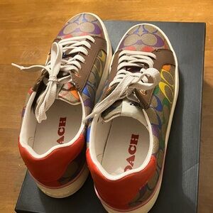 New  never been worn Coach Multicolor women’s sneakers